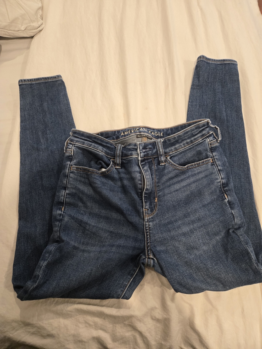 American Eagle Outfitters Women’s Dark Blue Skinny Jeans